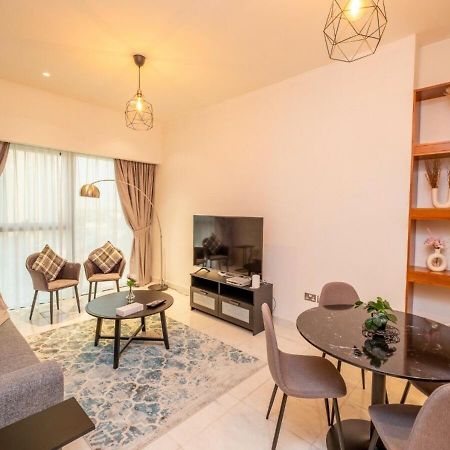 Hometown Apartments - Cosy 1 Bedroom Apartment With Brand New Furniture In Difc Dubái Exterior foto