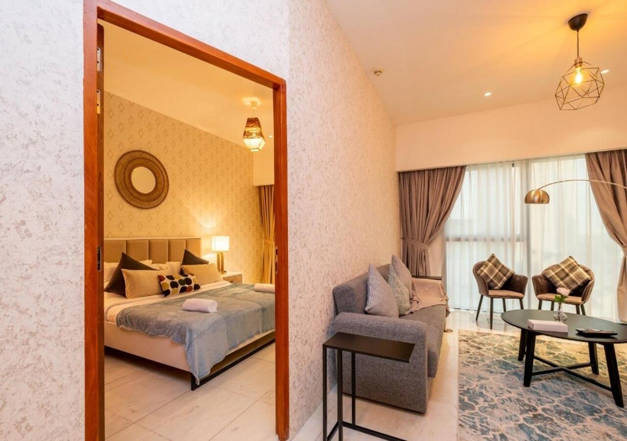 Hometown Apartments - Cosy 1 Bedroom Apartment With Brand New Furniture In Difc Dubái Exterior foto